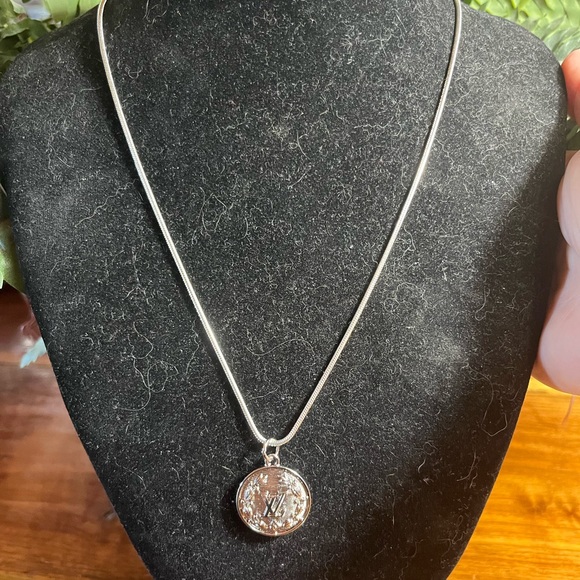 Louis Vuitton Silver Pendant Necklace - Picture 1 of 5